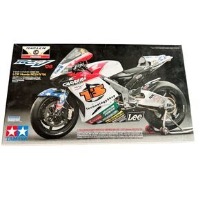 Tamiya 1/12 Team LCR Honda RC211V '06 Motorcycle Model Kit 14108